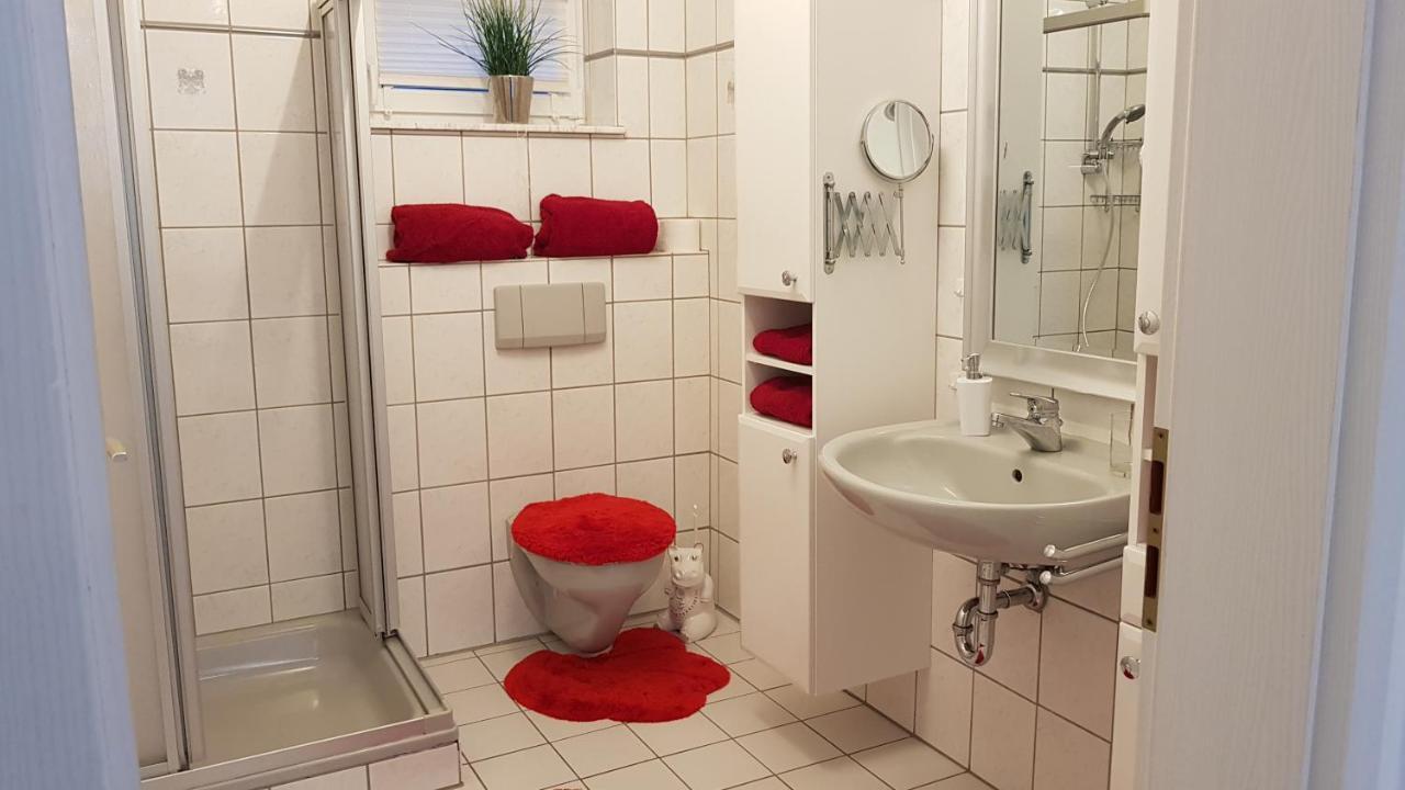 Ferienwohnung Gockels-Auszeit Бад-Вільдунген Екстер'єр фото